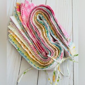 Vintage linens jelly roll strips 2.5” floral bed sheets sewing quilt fabric